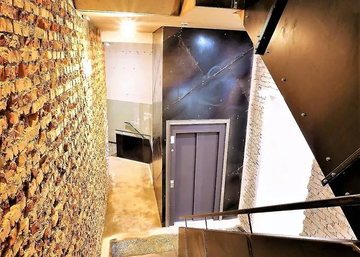 & Bright - Attic In Haeselburg